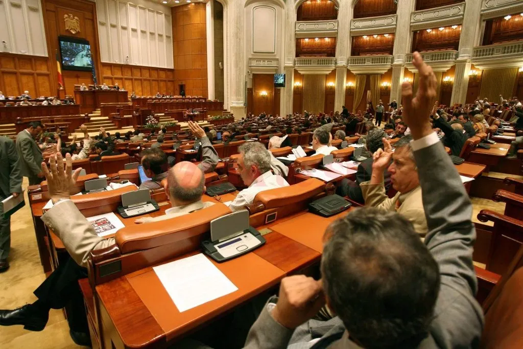 Camera Deputaților/ Comisia juridică a respins mai multe proiecte din domeniul justiției