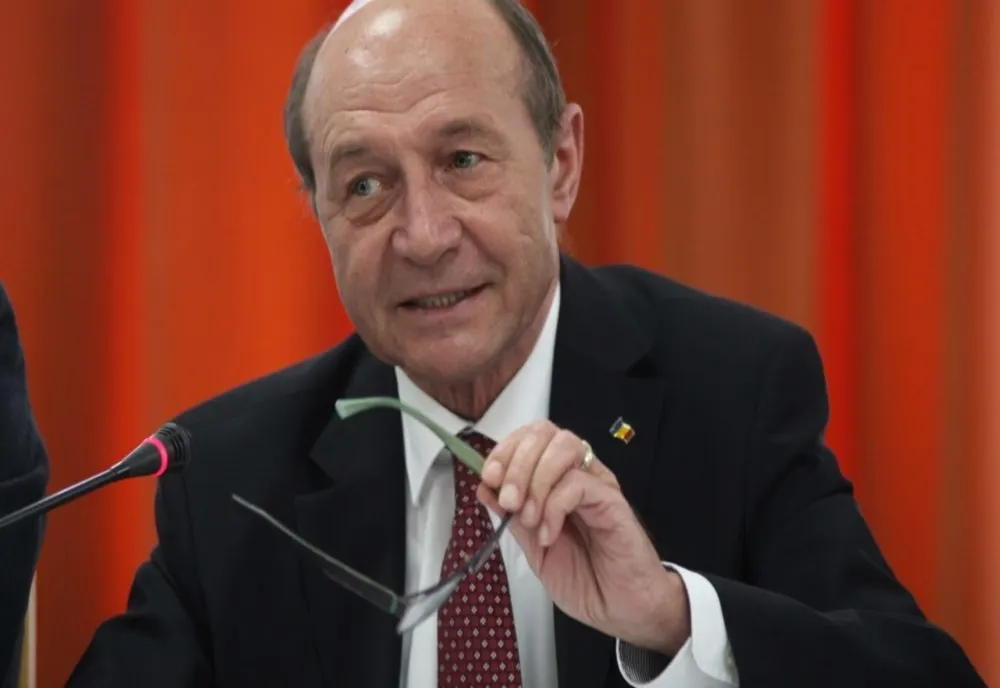 Liderul PMP, Traian Băsescu: Pensionarii au fost furați barbar!