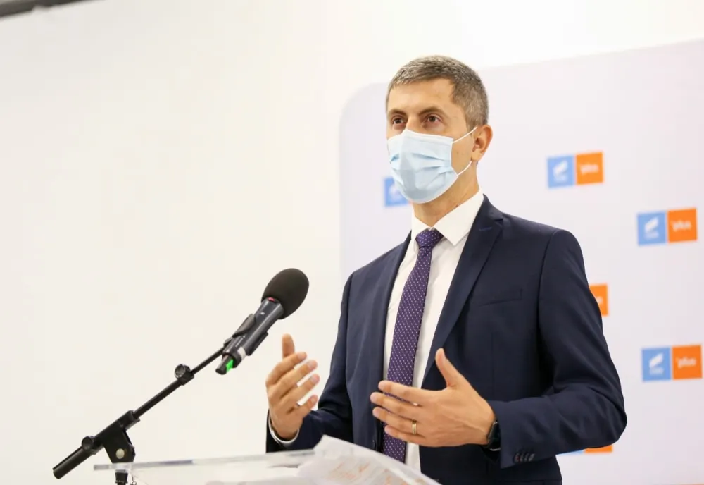 Dan Barna ia atitudine: ”România e în război. După ce o să depăşim această etapă, putem vorbi de demisii”