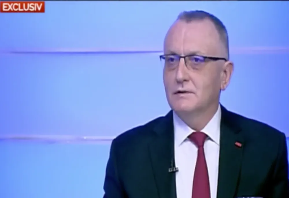 Când se va face școală exclusiv online? Explicațiile ministrului Educației
