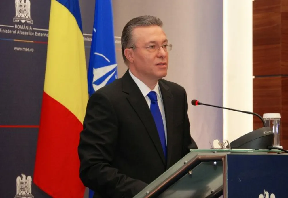 Liderul PMP critică dur partidele parlamentare: ”E nevoie de profesioniști la nivel guvernamental, nu de sinecuri politice”