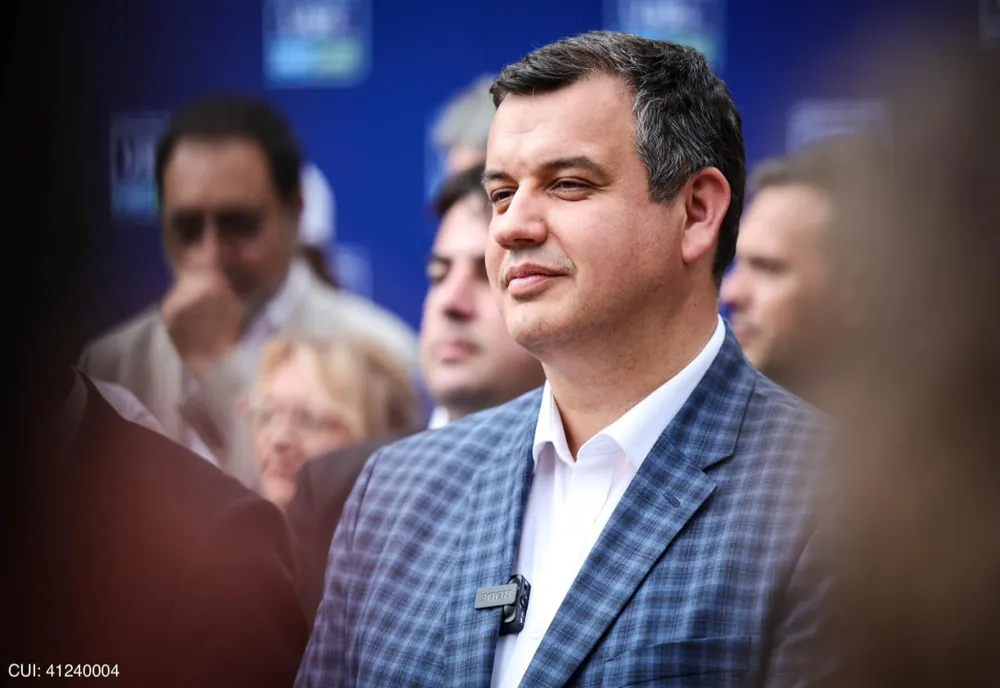 TOMAC: AVEM NEVOIE DE UN PARLAMENT CARE SĂ FIE UN SCUT PENTRU APĂRAREA DEMOCRAŢIEI ŞI DIRECŢIEI PE CARE ROMÂNIA ŞI-A ASUMAT-O