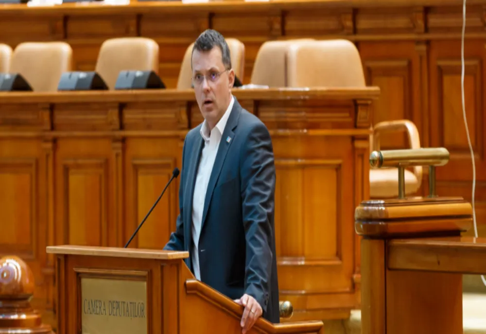 MINISTRUL APĂRĂRII, IONUȚ MOȘTEANU: ”NU ESTE MOMENTUL ACUM SĂ DISCUTĂM DESPRE PENSIILE MILITARILOR”