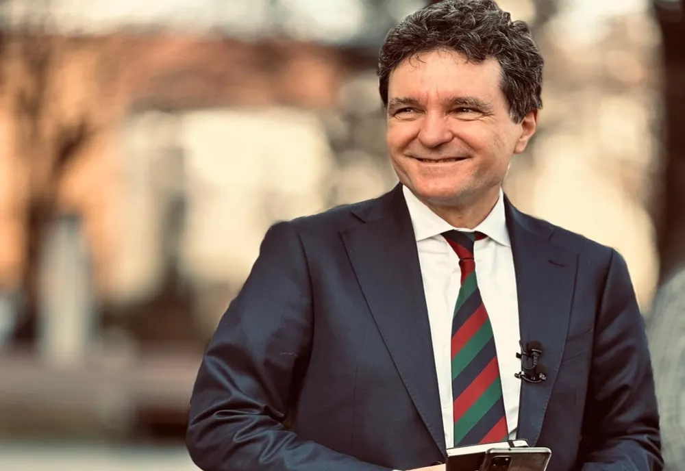 ZI DECISIVĂ. NICUȘOR DAN DEPUNE JURĂMÂNTUL ÎN FAȚA PARLAMENTULUI