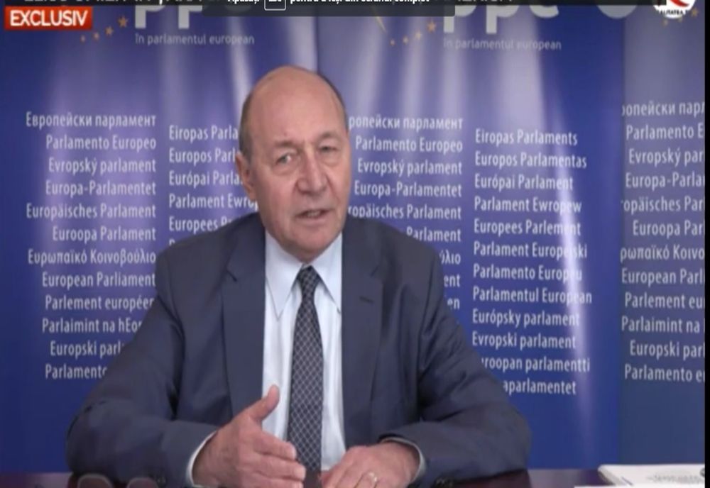 Traian Băsescu despre negocierile de la Bruxelles: "Trebuie înghețate salariile și pensiile. Și mărite cele mici”