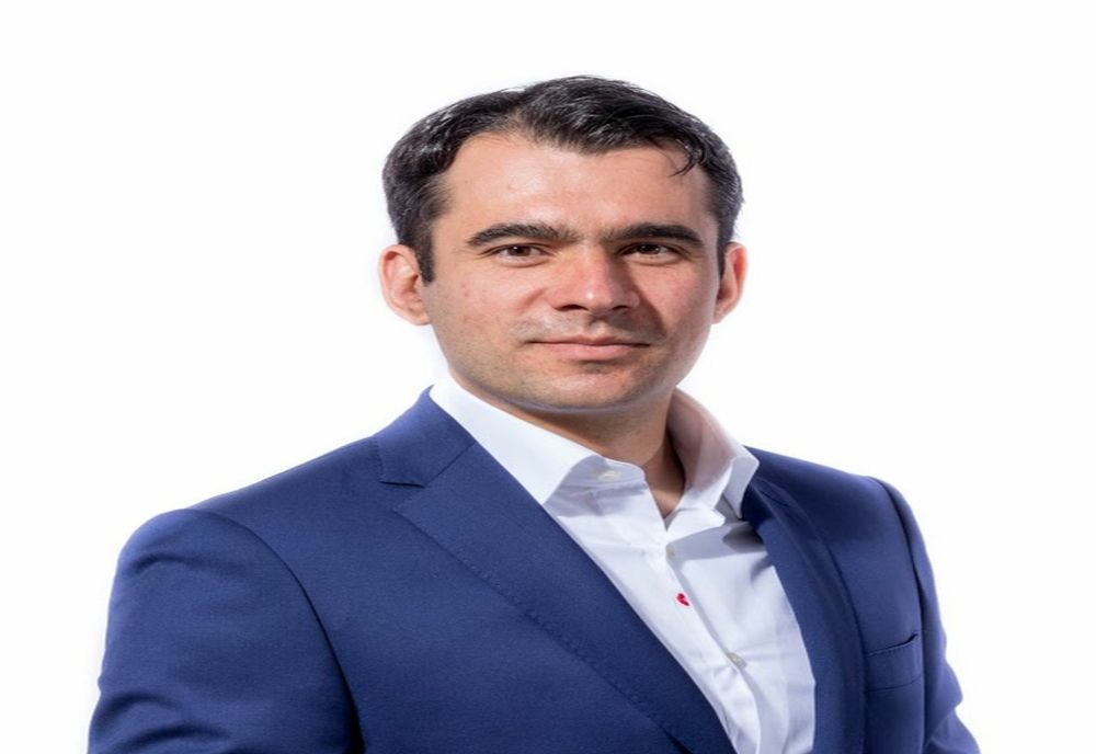  LIDERUL SENATORILOR USR, ȘTEFAN PĂLĂRIE: PE BUZELE TUTUROR ESTE CĂ, DE FAPT, ÎN ACELE TĂIERI SUNT MAI DEGRABĂ NIȘTE SINECURI DE CARE NIȘTE OAMENI NU VOR SĂ SE ATINGĂ