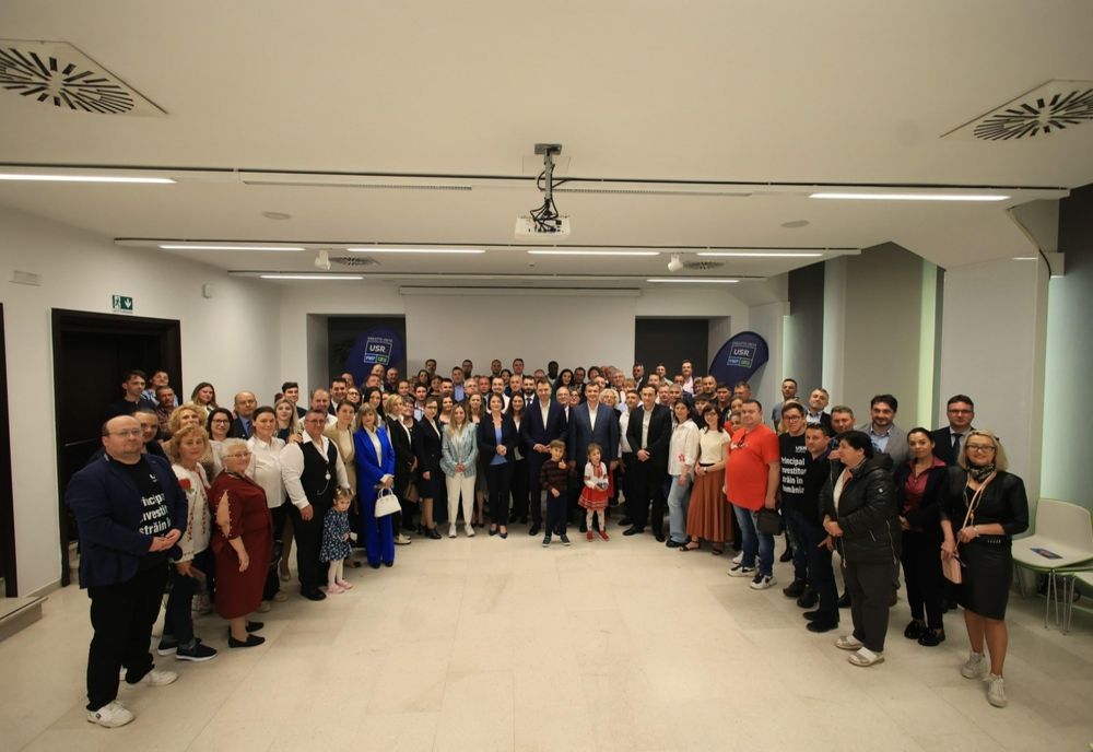 Dreapta Unită și-a prezentat prioritățile pentru diaspora la o întâlnire cu românii din Marea Britanie și Italia