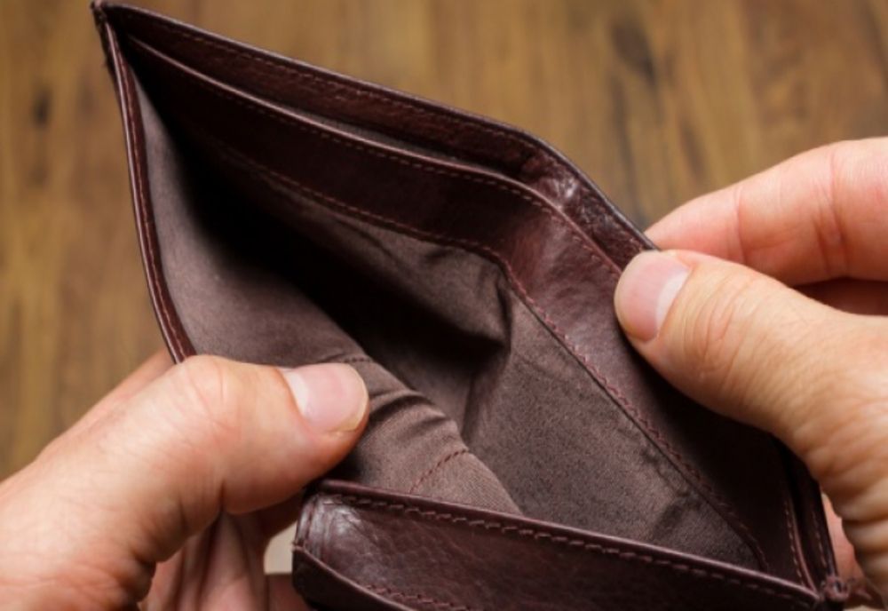 Datoria publică a României a depășit 50% din PIB. Cât de mare este riscul de înghețare a pensiilor?