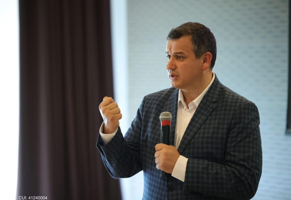 PREŞEDINTELE PMP, EUGEN TOMAC: ESTE INADMISIBIL CĂ TIMP DE 10 ANI NU A FOST INTRODUS PE ORDINEA DE ZI A CONSILIULUI EUROPEAN SUBIECTUL INTRĂRII ROMÂNIEI ÎN SCHENGEN