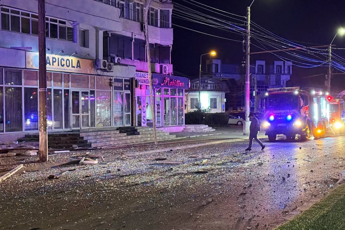 Traiectorie modificată în aer! Nicuşor Dan explică incidentul care a zguduit Galaţiul