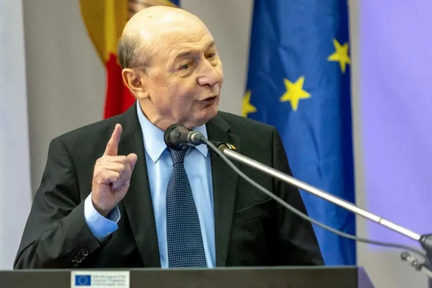 Băsescu: România are nevoie de un guvern cu puteri depline. „Sunt convins că se va face și rectificarea”