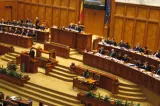 Blocajul politic continuă: Parlamentul intră în vacanță fără ca România să aibă un premier desemnat