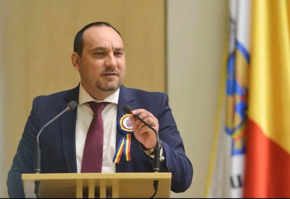 Senatorul PMP Lucian Iliescu: Suntem într-o piesa de teatru dramatică cu accente comice