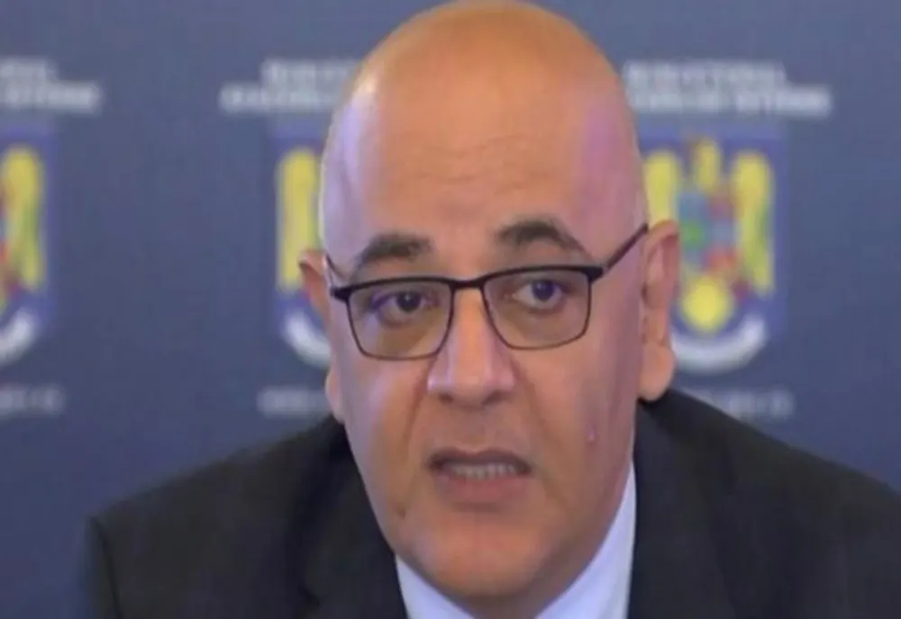 Liderul PMP, Traian Băsescu: Nu lăsaţi ţara pe mâna lui Raed Arafat. E foarte bun la achiziții sau ca imagine tv, dar nu poate gestiona o criză