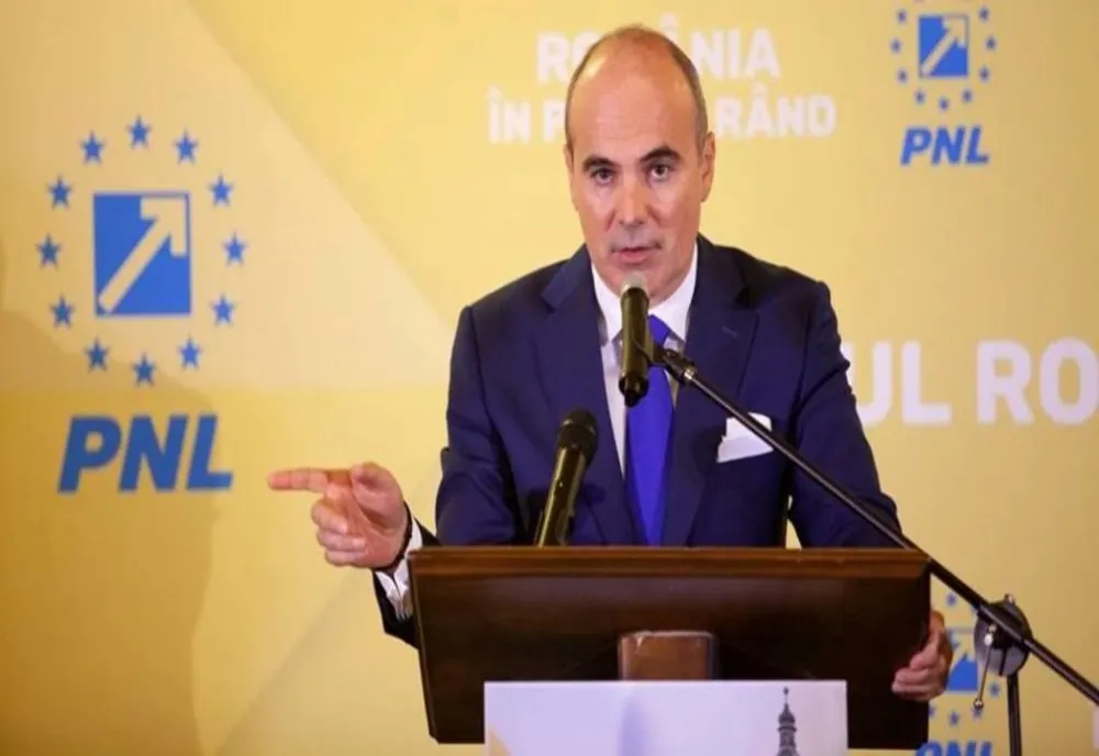 Rareș Bogdan: ”Vă întreb, fara urma de răutate, pur și simplu va întreb, vi pare ca in ultimii 3 ani s-a dublat performanța administrativă”