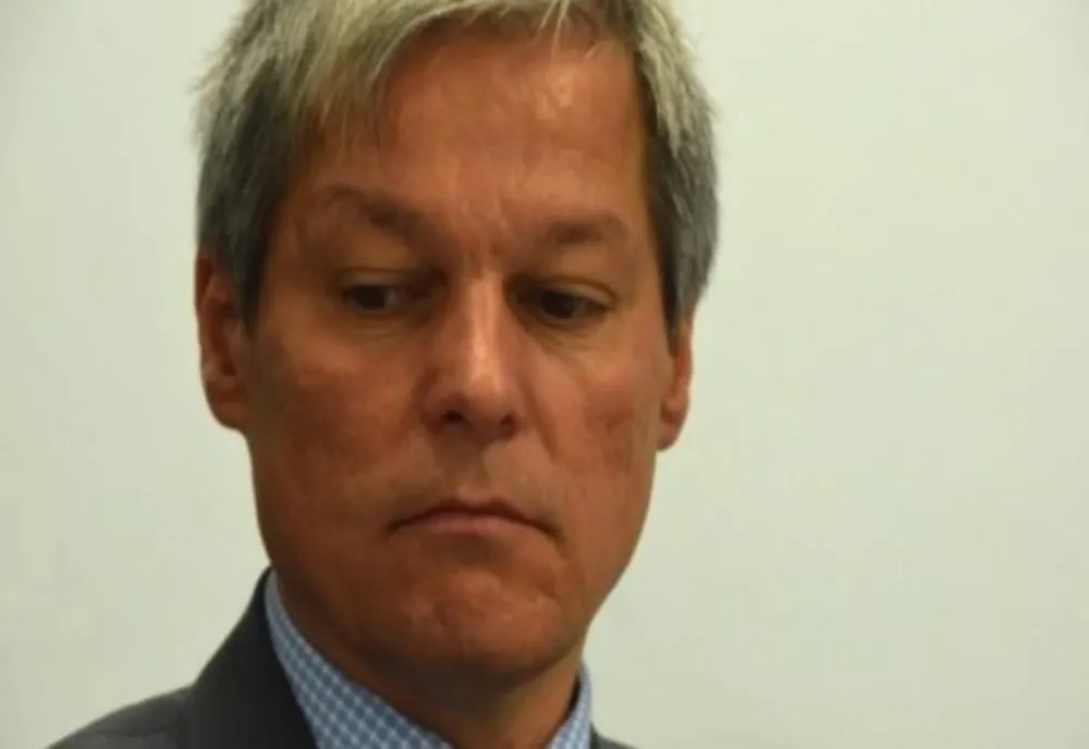Dacian Cioloș, atac la adresa PNL: O minoritate vocală a luat captivă o societate întreagă