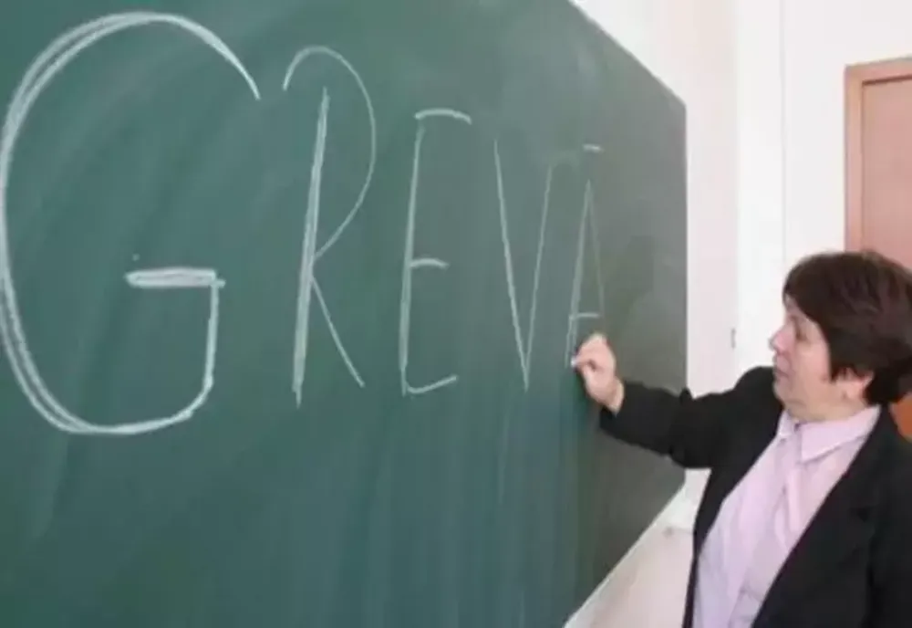 ME: Nu se impune modificarea datelor de desfăşurare a examenelor naţionale. Cei mai mulţi angajaţi care au renunţat la protest sunt în judeţul Vâlcea