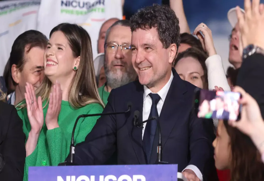 NICUȘOR DAN - FELICITAT DE SENATORI AMERICANI: AȘTEPT CU NERĂBDARE SĂ LUCRĂM ÎMPREUNĂ PENTRU A CONSOLIDA ALIANȚA