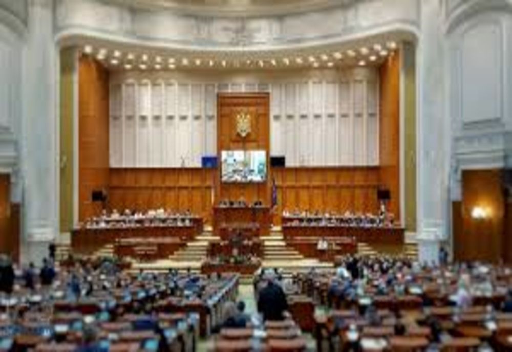 Parlamentarii se întâlnesc astăzi pentru a-și tăia pensiile speciale