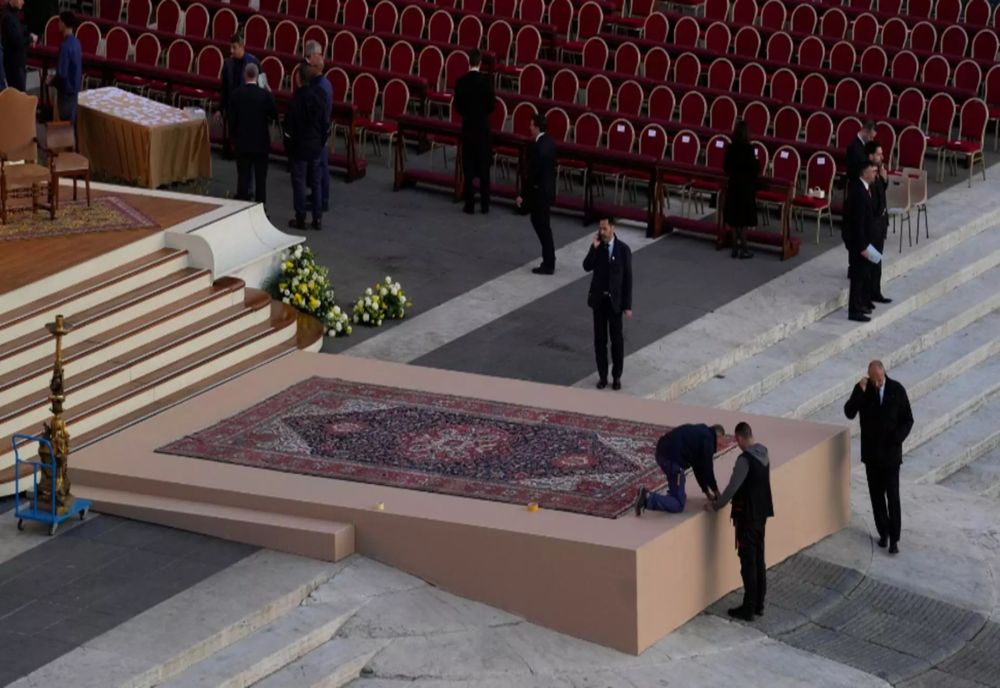 LIDERII DE TOP AI PLANETEI, REUNIȚI LA VATICAN, LA FUNERALIILE PAPEI FRANCISC