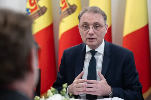 Luca Niculescu discută cu județenele despre comasarea voluntară și presiunile bugetare